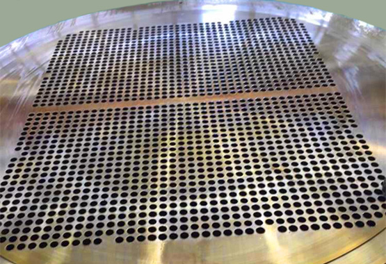 Comwell Metal Production of Tube Sheets